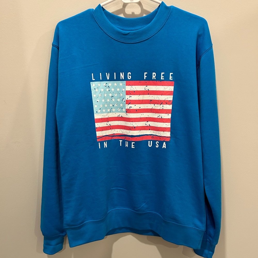 Living Fully Co and Mallory Ervin Lightweight Sweatshirt Living Free in the USA